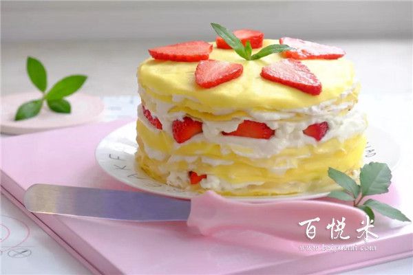 現(xiàn)在的蛋糕培訓班都需要學什么知識內(nèi)容?。抠M用如何？